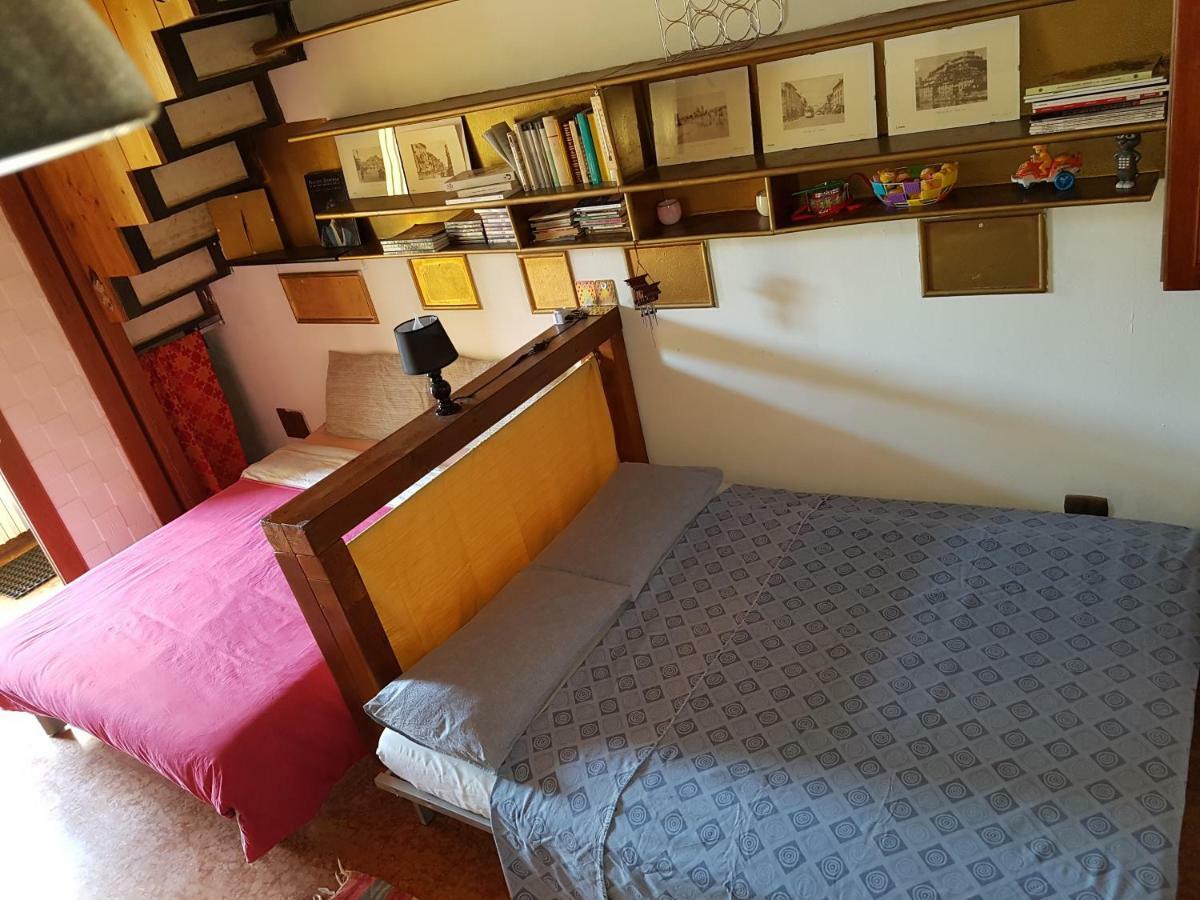 Dora Baltea Monolocale Primo Piano Mansarda Secondo Piano Verona Kültér fotó